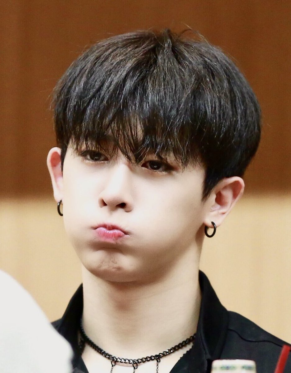 ╰ ♡*:.✧ day 96 of 365You’re my baby T^T