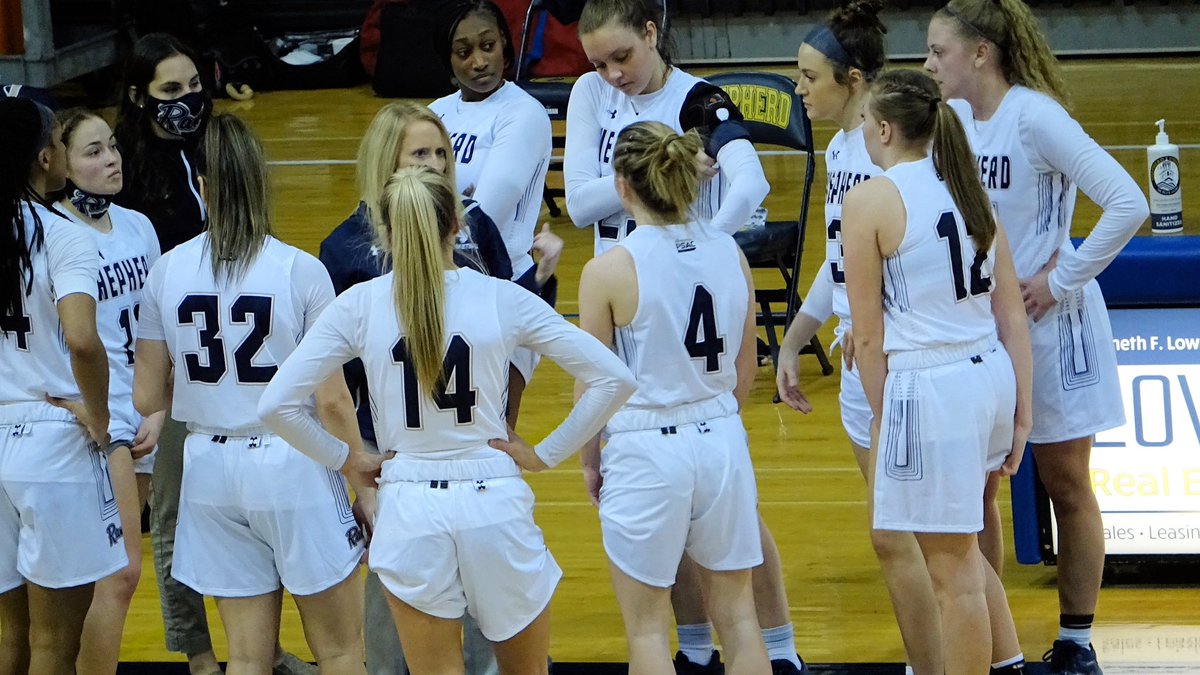 SURamsWHoops's tweet photo. Happy #NationalStudentAthleteDay to the past and present #Rampac ! You are what makes our program great 🤟🙏 #Ramily https://t.co/Vk8F63kGgL