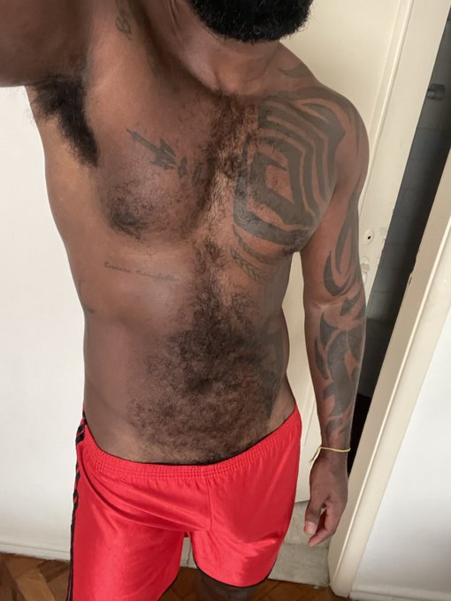 #boatarde quem aí gosta de #sovaco peludao de #macho cola aqui #imperadordosexo #sexo #vitorguedes #amadorgay