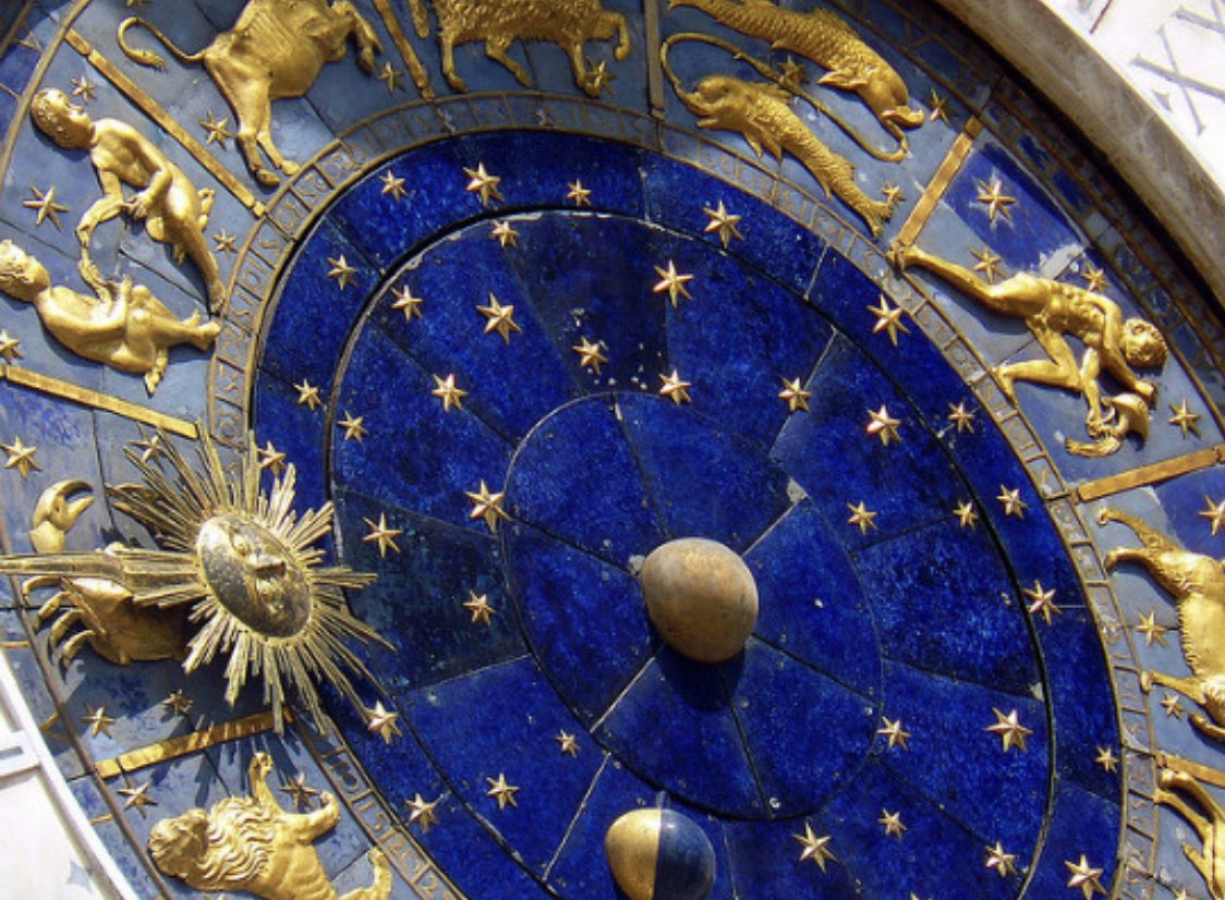 AcademiaAesthe1's tweet photo. Astronomical Clock in St Mark’s, Venice https://t.co/Ktf7mpbsr7