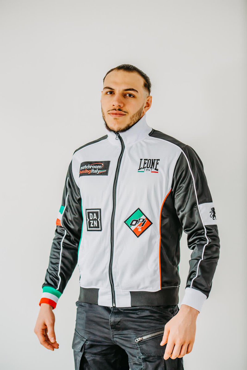 OpiSince82's tweet photo. 🗣 Siamo felici di annunciare l’ingresso nella nostra scuderia del Campione Europeo Youth 2015, classe 2000, nato in Germania ma con passaporto Italiano, Oronzo Birardi.

Debutto da Pro 🔜

Benvenuto! 🥊 

#boxe #cruiserweight #milano #opisince82 #opigym #leone1947 #jdsports #fpi https://t.co/7cl3Lf8pSv