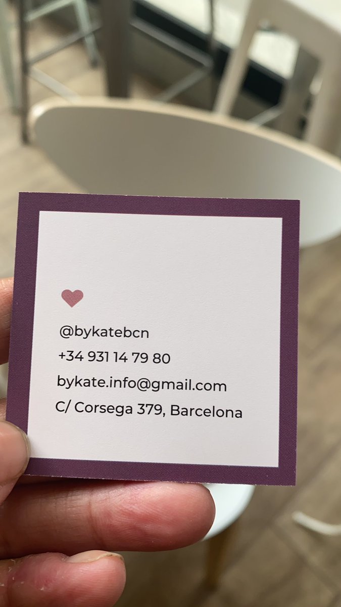 Te encontras con una amiga a tomar un #cafe y el café resulta ser de la prima de otra amiga Argentina <a href="/RoVivasok/">Rocio Vivas</a> . El Mundo Es pequeño ...en #barcelona  - @bykatebcn