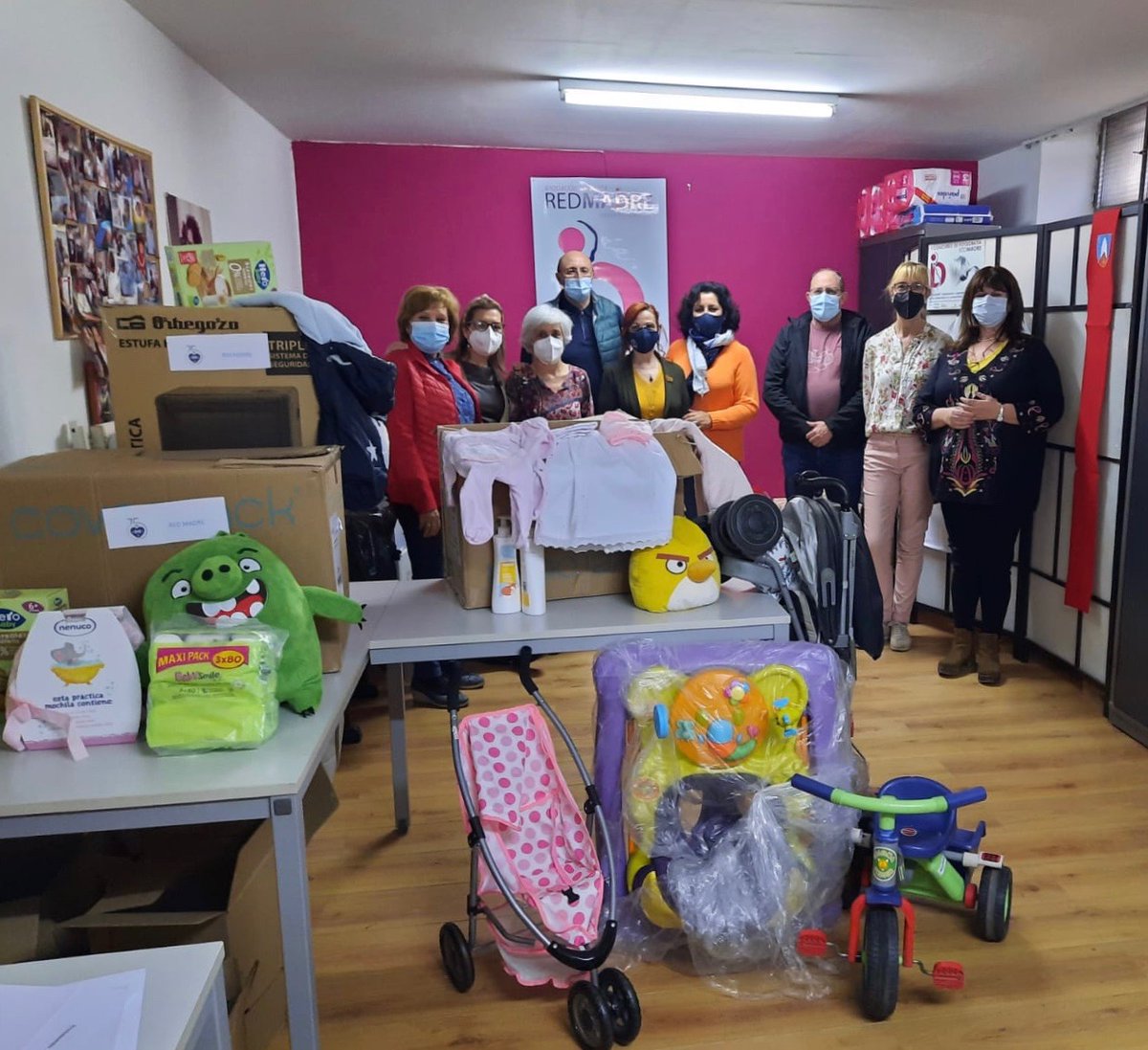 Enhorabuena a <a href="/Prendimientozgz/">Prendimientozgz</a> por su 75 Aniversario. Gracias por su generosa donación a Redmadre Zaragoza. redmadre.es/zaragoza/notic…