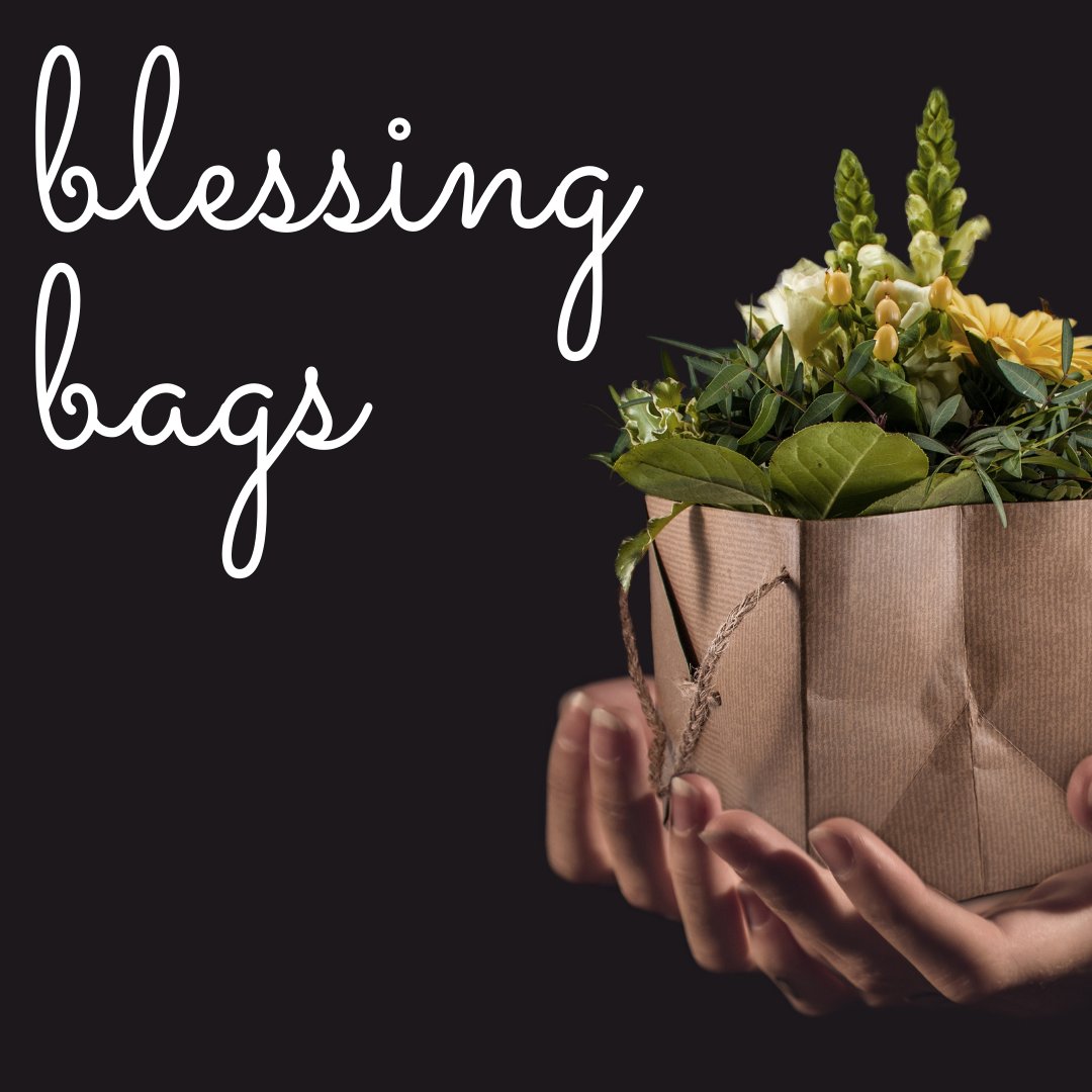 conc_uofa's tweet photo. Join us Wednesday at 7pm to make Blessing Bags you can keep with you to hand out as you see need in the community. Can't help us make them, but want some to hand out? Send us a message and we'll make sure to get some to ya!

#blessingbags #bless #conc #uark #uofa #nwa https://t.co/H3WY0aO8ch