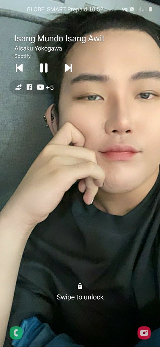 AnielZurc's tweet photo. Baello Baecons!!kamusta na kayo?by the way,share ko lang pala yung naging lockscreen wallpaper ko for the month of APRIL kasi it's APRIL FOOLS Month...ANG GWAPO TALAGA NG NASA PIC NA TO!!Grabe,ng dahil sa kanyang cute face para akong bulaklak na blooming.
@_jinhobae @BaeconsOfc https://t.co/lHKt4frFt5