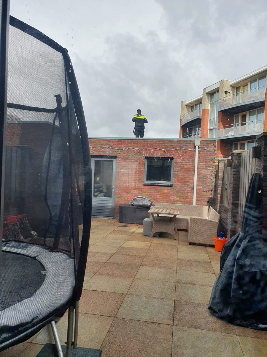 Snelle arrestatie na beroving bij pinautomaat. Tilburg