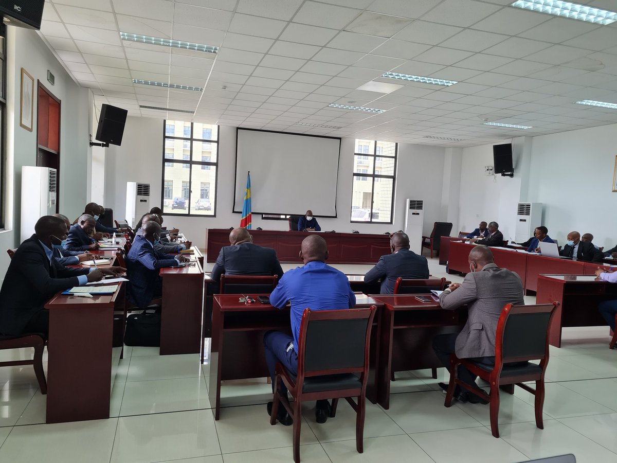 Réunion du comité de pilotage du Système national d'identité digitale (SNID) ce mardi 06 Avril, présidée par le VPM <a href="/RdcInterieur/">Ministère de l'intérieur / Cabinet du Ministre</a> ,Gilbert Kankonde .