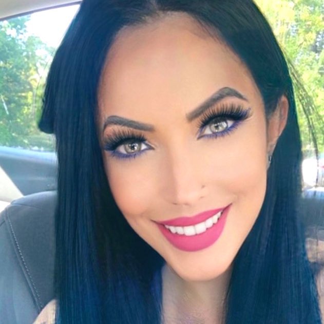 Good morning Beautiful People!! You are all amazing in your own way. Rid yourself today of all negativity and have a Positive Happiest Tuesday. Blessings 🙏🏻✨and ❤️Love ❤️to You all!! 

𝔛𝔬 𝔏𝔞𝔫𝔞 𝔅𝔩𝔞𝔠
#tuesdaymotivation #positivity #behappy #youarenotalone #LanaBlac