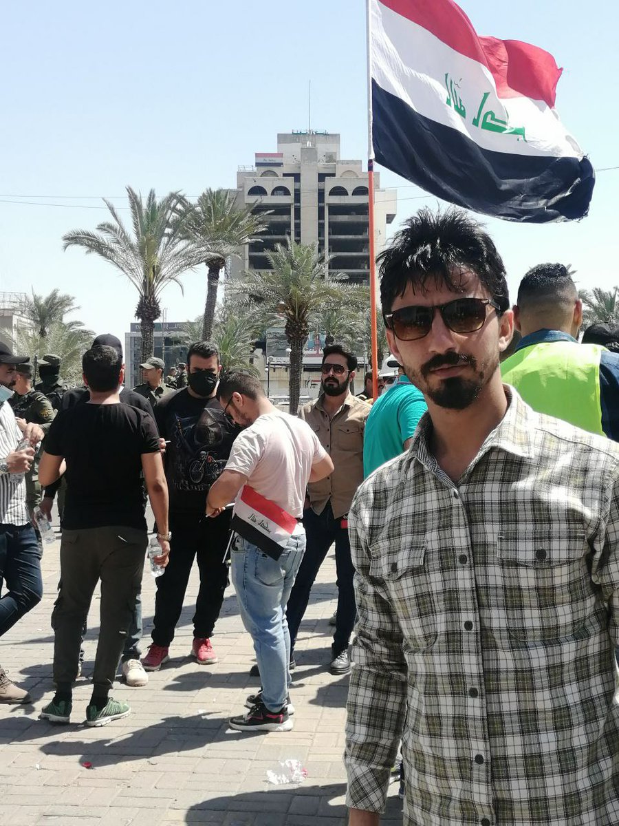 ما دمت تحاول وتقاوم لتحقيق حلمك لا يهمك عدد مرات سقوطك،
لا يشغلك كلام من حولك، 
لا أحد يفهمك قدر نفسك، 
افتخر بصمودك، 
لا تستسلم مهما كانت صعوباتك، 
تبصر في مميزاتك أنت شيء عظيم في واقعك 💜💜
#متضامن_مع_المهندسين_المعتصمين

#متضامن_مع_المهندسين