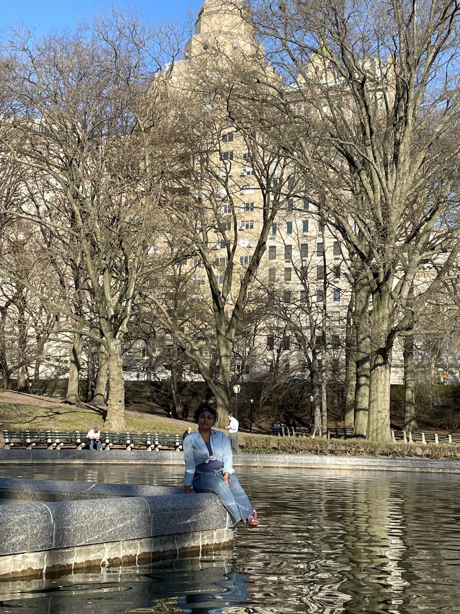 shinamarlee's tweet photo. Grand Central Park https://t.co/WFC9s4acJJ