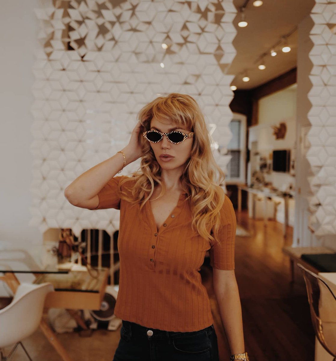 alissacb's tweet photo. #vadaeyewear #somaoptical https://t.co/mFEMaFx9rd
