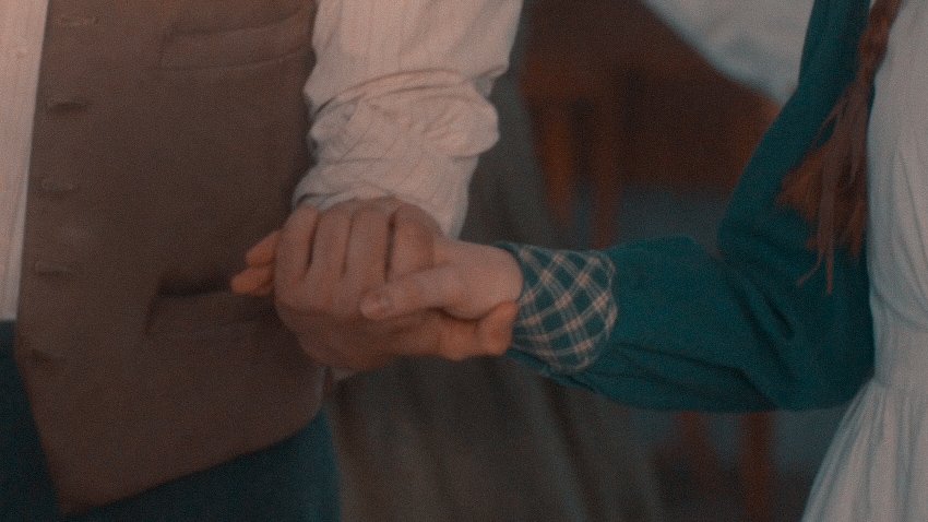 academbrella's tweet photo. — and all i can do is say that these arms
    are made for holding you https://t.co/rnvH4eeHhN