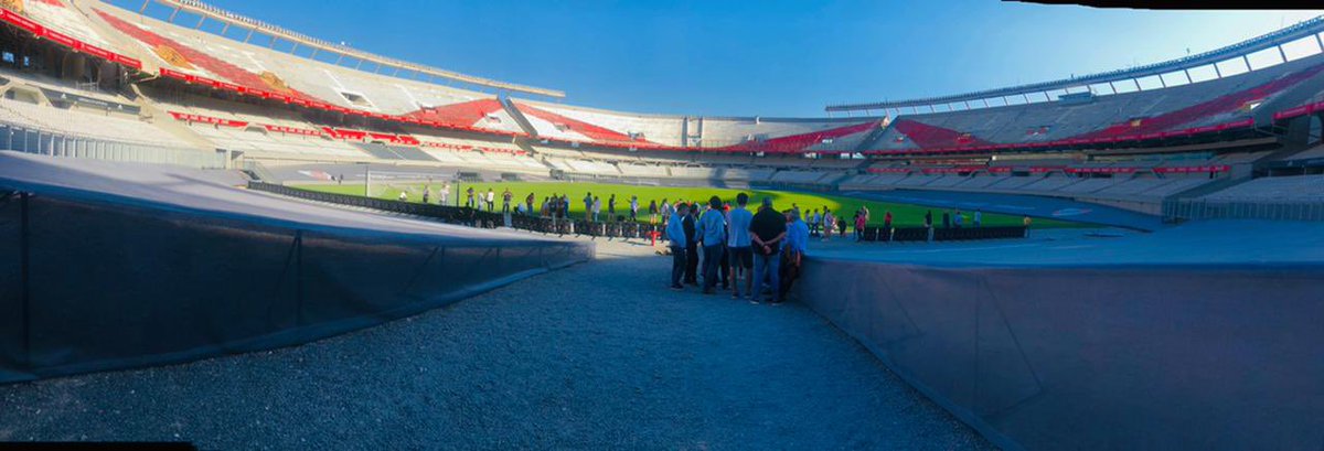 agrupcarp's tweet photo. Más de 160 socios, que integran las diversas agrupaciones políticas de River, tuvieron la posibilidad de realizar una visita guiada por el nuevo campo de juego del Monumental.
La actividad se desarrolló a partir de la gestión de Sebastián Pérez Escobar, presidente de @agrupcarp https://t.co/nuMzH5PuRA
