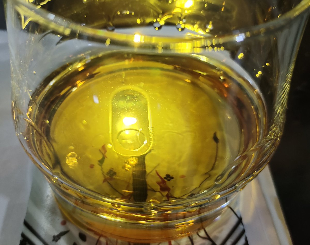 yesudasantony's tweet photo. #Rockford #Whisky from #UmeshModiGroup a peremptory classic.
Soothing on your palette
Enchanting around your nose
Engulfing brain for unadulterated thoughts.
Oak and Charcoal takes you to a different realm.
Loved it.
#winelovers #MalfunctionsOfMyBrain https://t.co/RJX0AXGg8q