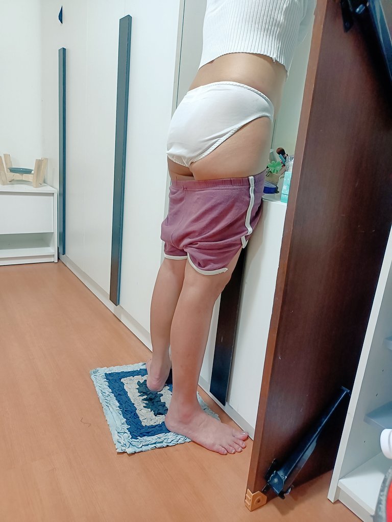 เพื่อนจะอาบน้ำ