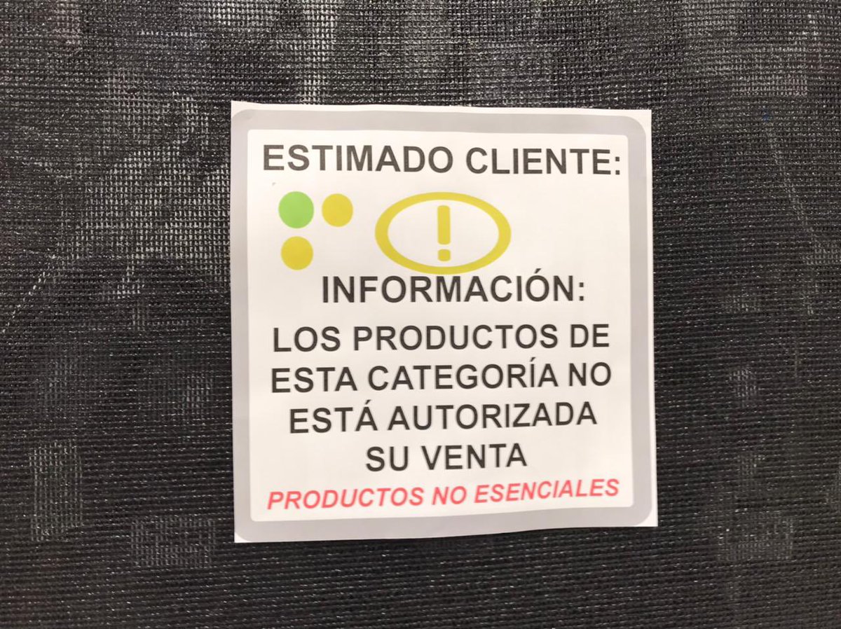 Por 15 días habrá algunos productos de segunda necesidad que no tendrán permiso de venta. Hoy revisamos la implementación de esta medida en supermercados, y su extensión dependerá de la evolución de la pandemia. Respetemos estas medidas #CuidémonosEntreTodos @CarlosLillo_A