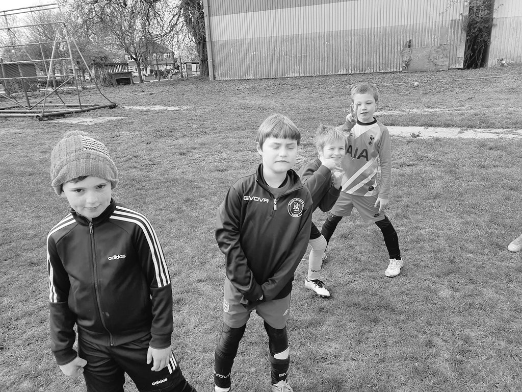 baldonsportsfc's tweet photo. @baldonsportsfc #eastercamp
#relayteams #teambaldon https://t.co/MmIpTM6ZIB