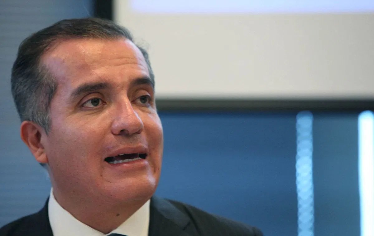 🗳️México || Considera <a href="/LCUgalde/">Luis Carlos Ugalde</a> como graves los señalamientos de <a href="/lopezobrador_/">Andrés Manuel</a> contra el <a href="/INEMexico/">@INEMexico</a> debido a que llevan a la polarización y a la complicación de los próximos comicios. 🤳bit.ly/2PDXun0