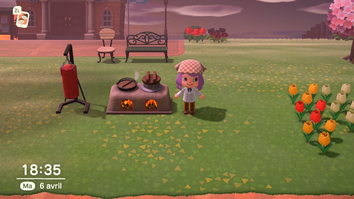 cherryacnh_'s tweet photo. hello j’ai ça à donner si quelqu’un veut !! 
Un four et un sac de frappe 

#AnimalCrossingNewHorizons https://t.co/nWTMV8gata
