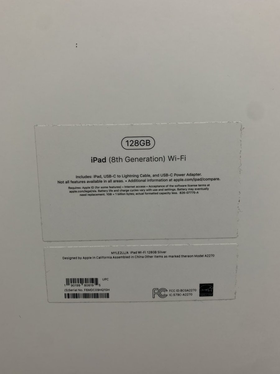 CarlosErnestico's tweet photo. En navidad me regalaron este iPad. Pero en verdad lo uso muy poco. Es de 128GB, 8va generación y tiene todos sus accesorios de paquete. Lo quiero vender y con ese dinero comprar tablets para estudiantes que pierden su año escolar. Me ayudan a difundir? Precio: $500 https://t.co/GfzqWNrxDZ