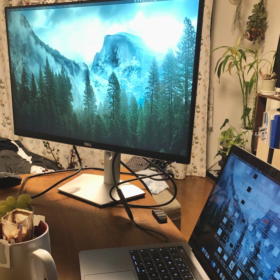 Dell S2421HS 23.8インチ モニター Dell S2421HS 23.8インチ モニター