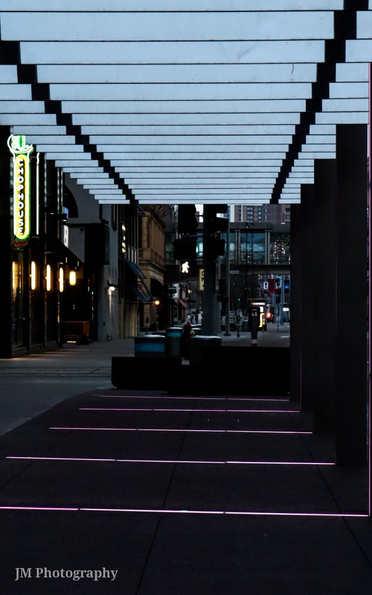 ItsJMarcus's tweet photo. #streetphotography #canonm50 #canonphotography #minneapolis #photographer #minneapolisphotography #blackphotographersrock #blackphotographers https://t.co/bV6FRbyX6n