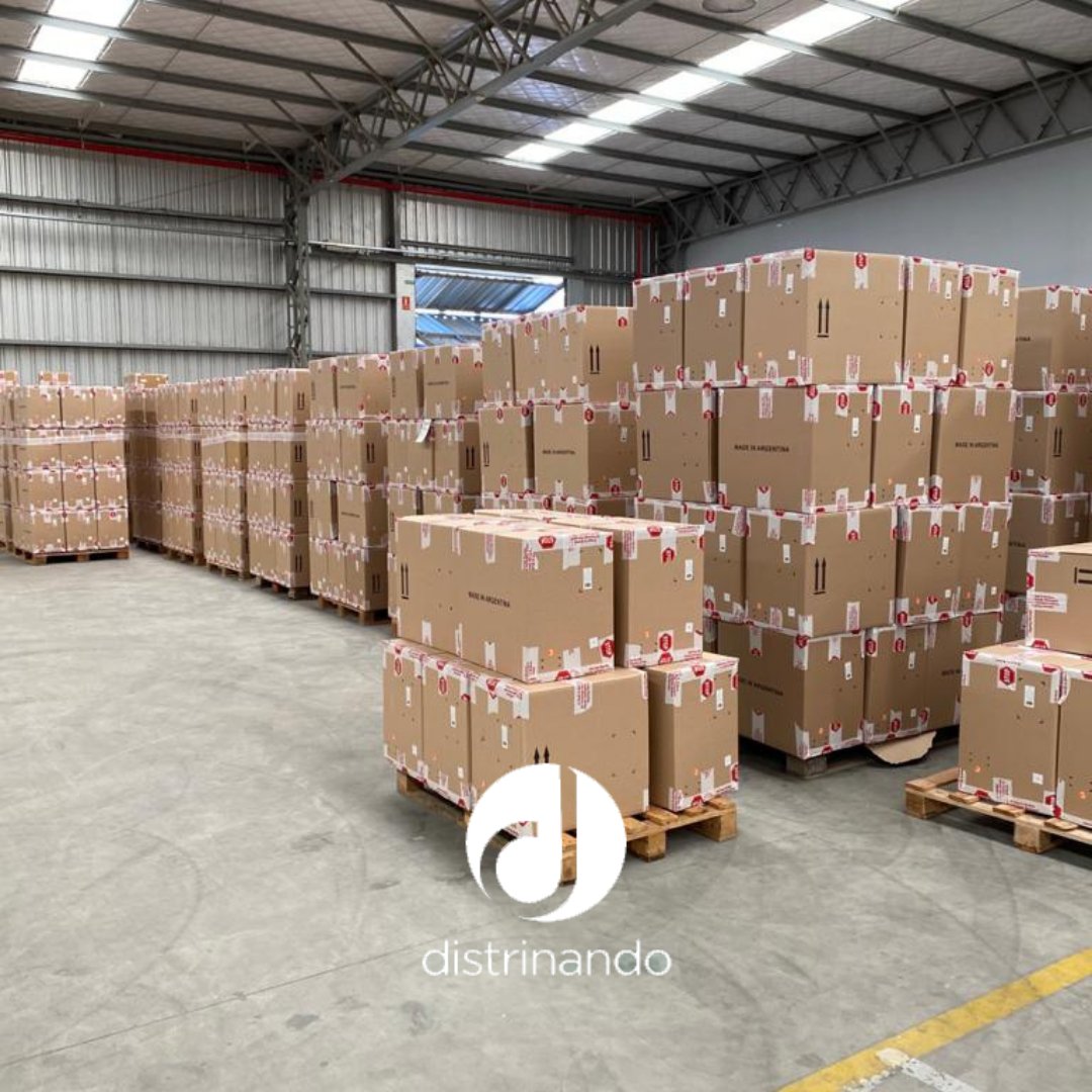 distrinando's tweet photo. Empezamos Abril con una nueva exportación de Crocs para Brasil   🇧🇷

Es un orgullo para nosotros poder exportar al mundo! Seguimos creciendo día a día y sumando mas recursos!

Producción Argentina, un orgullo nacional.
 
@alferdez @KulfasM 
#Distrinando - Desde 1934 https://t.co/GyOXdPqIBC