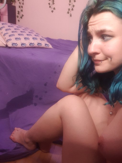 J'ai reussiiiii en vrai j'avais r&eacute;ussi hier mais j'avais pas pris de photo ahaha l'heure du squirt a<a href="/tag/unesemaineuntheme"class="tags"><span>#unesemaineuntheme</span></a>