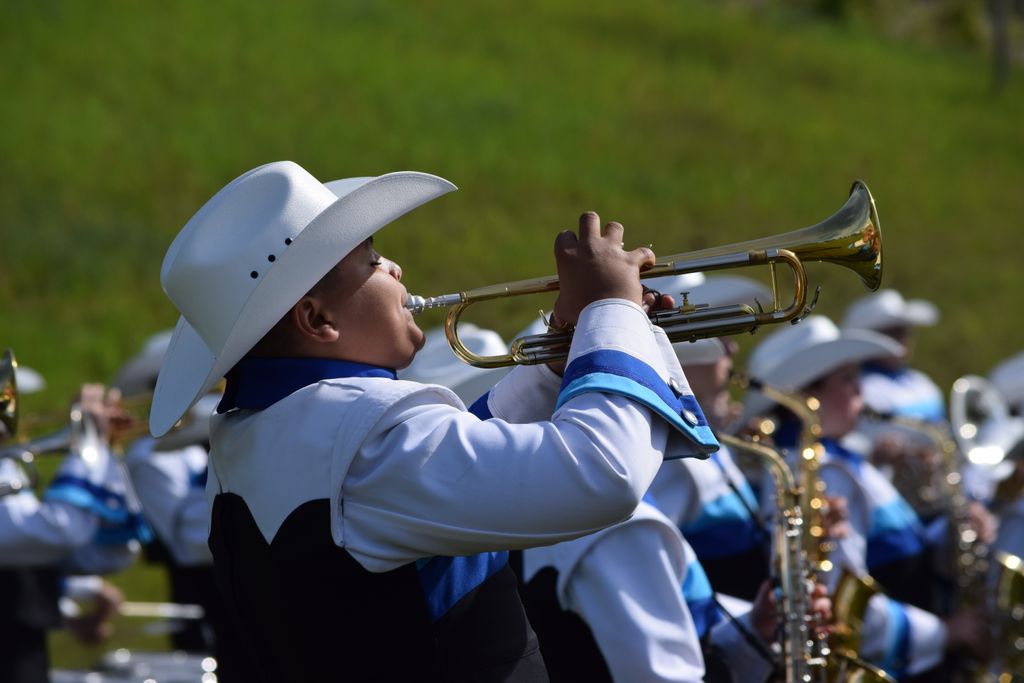 Calgary RoundUp Band tweet media