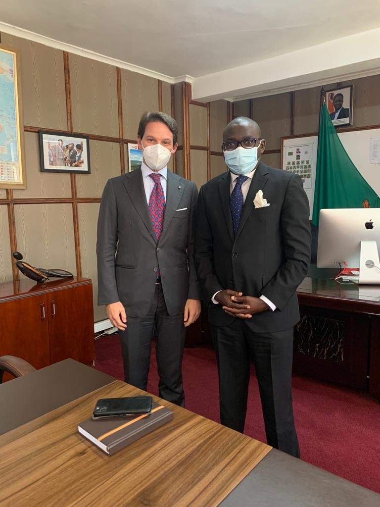 Had a refreshing meeting with ⁦<a href="/antomaggiore/">antonino maggiore</a>⁩ on Zambia-Italy Bilteral Cooperation.