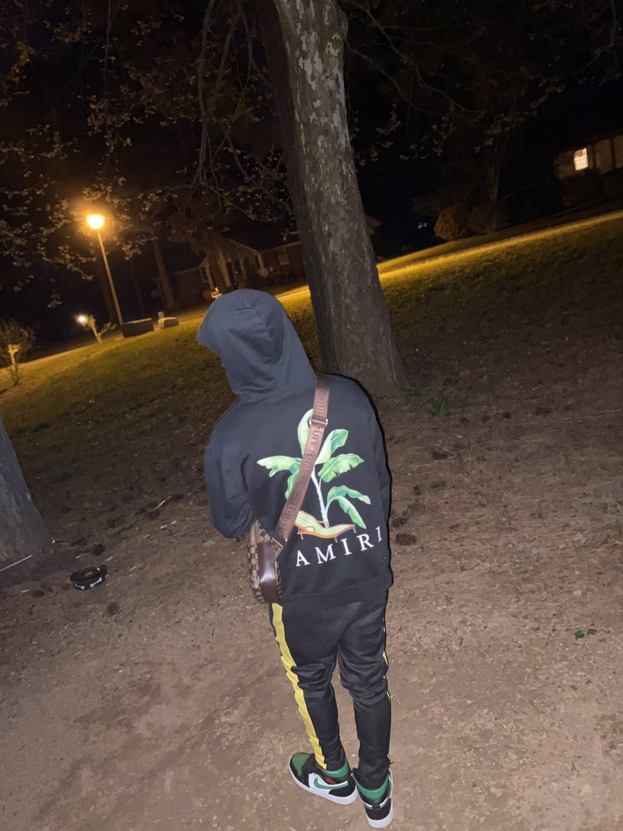 $ouf$ide 🅰️nt tweet media