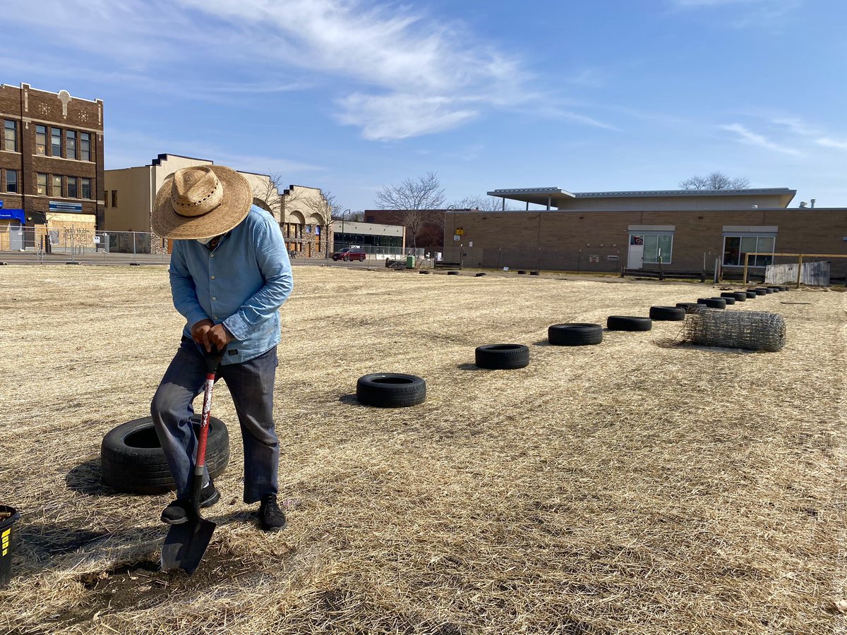 Ruhel Islam’s restaurant was torched. 
It was a blk from 3rd Precinct Police Station in Minneapolis.

He’s rebuilding — kinda 

A community garden and space for healing after #DerekChauvinTrial 

“I’ll think about another restaurant, after justice is served.” -Ruhel
@kare11 https://t.co/dleHR7pfop