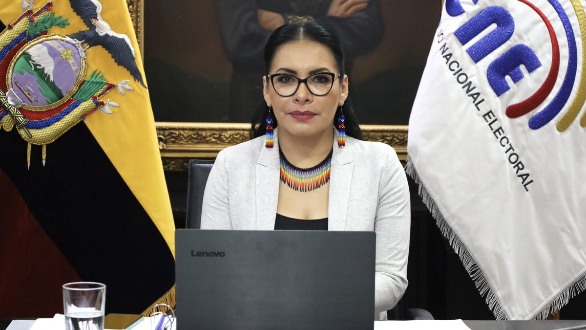 Diana Atamaint tweet media