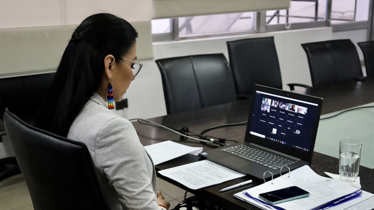 Diana Atamaint tweet media