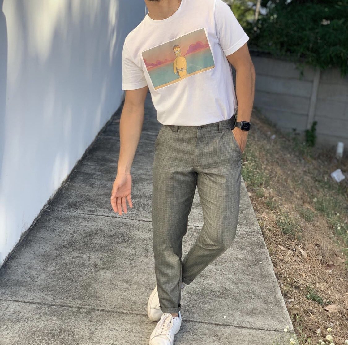 Hi, Mi papi hace estas camisetas personalizadas a su gusto, solo tienen que decirnos sus tallas y enviarnos las fotos que quisieran que pusiéramos, o pueden decirnos que series, sagas o películas les gustan y nosotros nos encargamos de buscar las imágenes, ayuden con un rt pls🥺