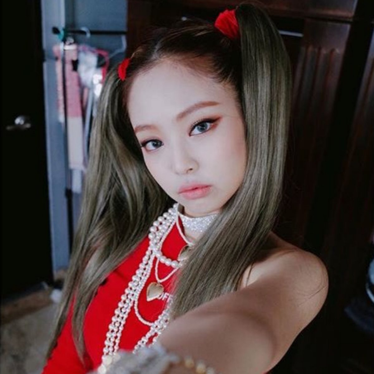 Дженни BLACKPINK селфи