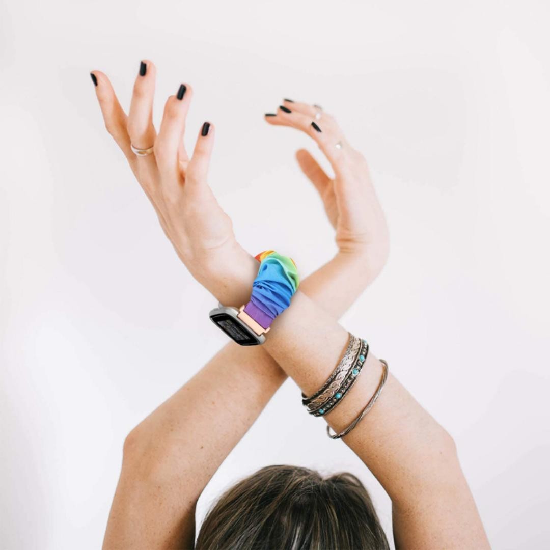 PrettyScrunchie's tweet image. GIVEAWAY TIME! 😁
Want to win 5 FREE Apple watch scrunchies of your choice? Do the following:
1. Retweet this post
2. Follow us on twitter
3. like our facebook page facebook.com/PrettyScrunchi…
prettyscrunchie.com
#competition #giveaway #competitiontime #GiveawayAlert #Apple