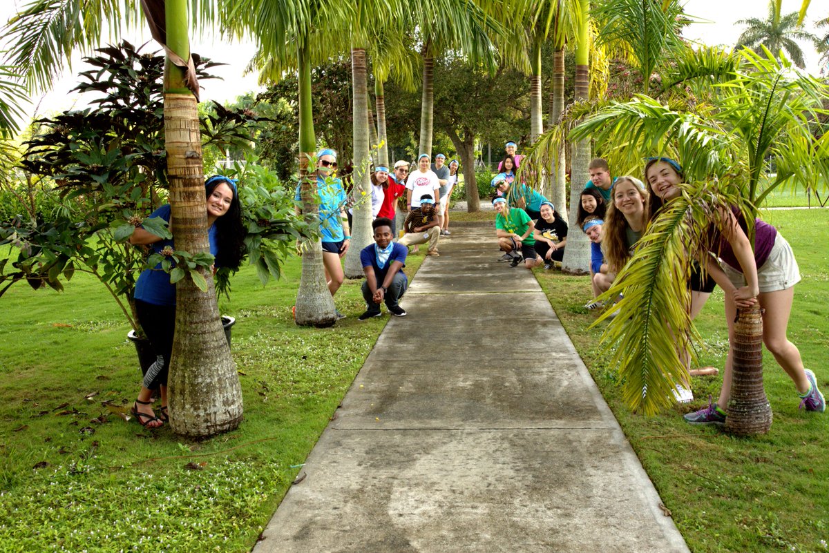 keyclub's tweet image. Thursday, April 22, is #EarthDay, when events are typically held worldwide to support environmental protection and preservation. 🌎 Get a head start in planning a community event with your club. 

Check out these resources:  bit.ly/2XXYpR8