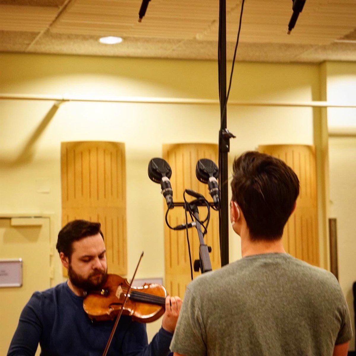 SupinMusic's tweet photo. DALIBOR KARVAY I This week we recorded Eugene Ysaÿe‘s Sonata N.2 for an upcoming video for violin virtuoso @dalibor_karvay at the @wienerkonzerthaus.  #daiborkarvay #artists #Management #künstleragentur https://t.co/o8EAPdRZ2M