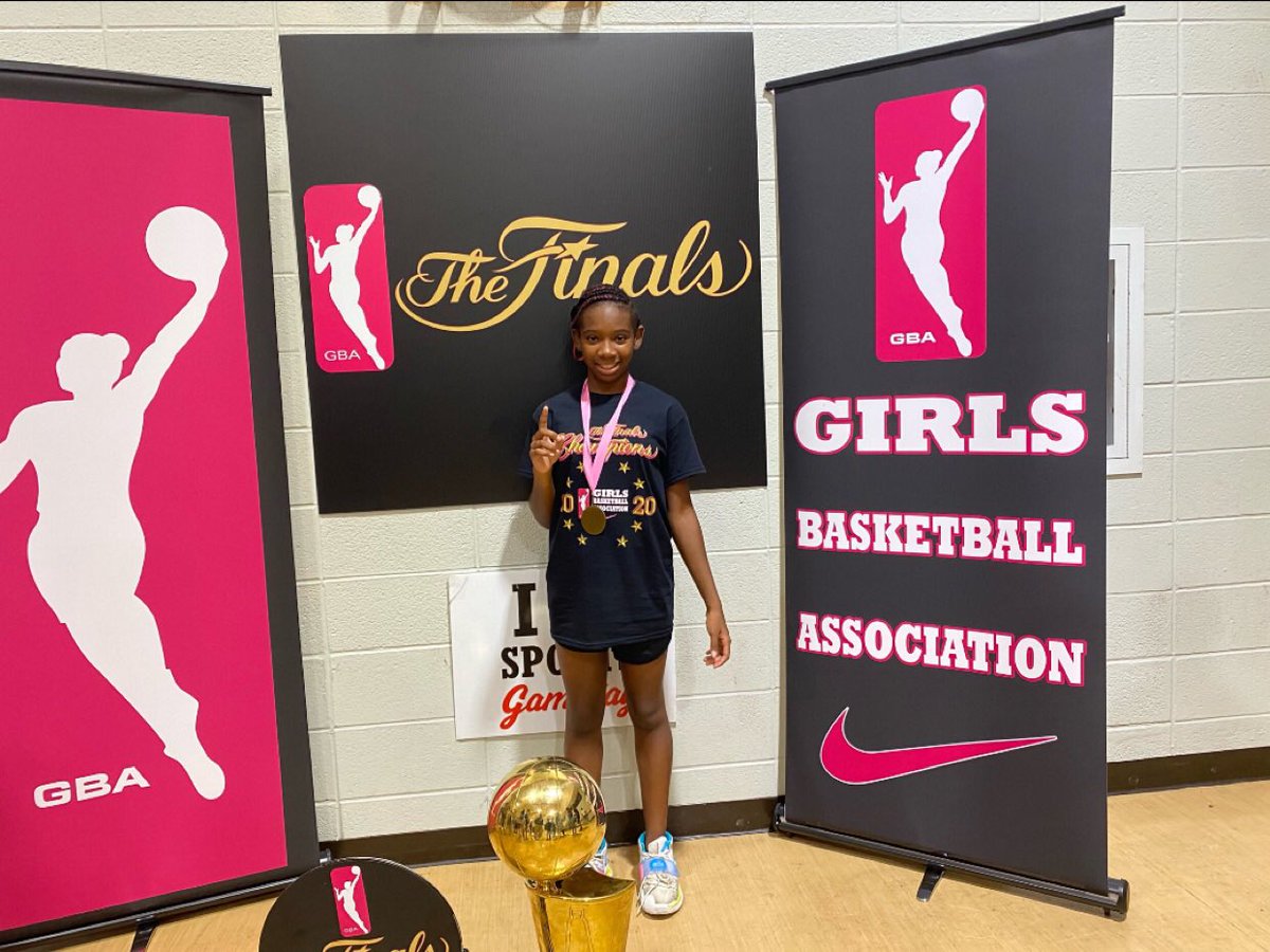 Girl basketball isn’t boring when she rivals contenders. Firing on all cylinders, fierce 2027 G Anniya Bailey from Mississippi fulfills guard duties for Elite Eagles travel team. She has superior ball handling, passing and scoring ability to earn a living. MiddleSchoolElite.com