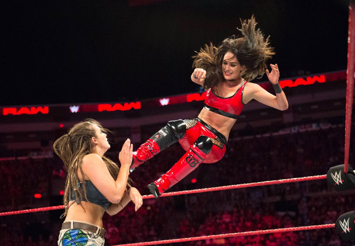ajinkya_s89's tweet photo. @BellaTwins To this day are more well-known for the reality empire they created. #HallofFameBellas #FearlessMode @BellaTwins #WrestleMania 
Then Now Forever N&amp;B Fan https://t.co/r2cA7GgzuP
