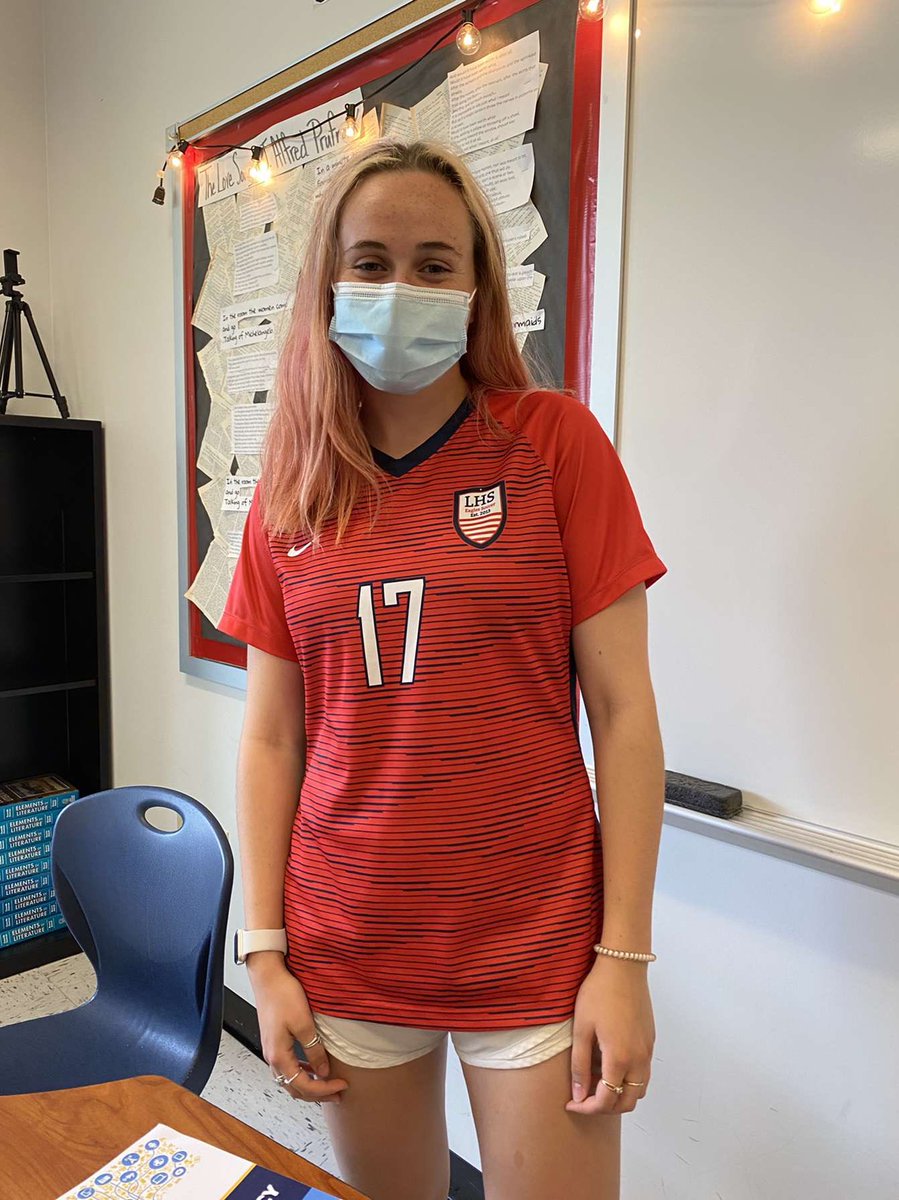 LHSJourn's tweet photo. It is Gratituesday and senior Anna Decker participated by showing her appreciation for her soccer team. “They make me a better player and person. They are so supportive and are like a second family.” #BeKindLHS https://t.co/2yICPWXUPB