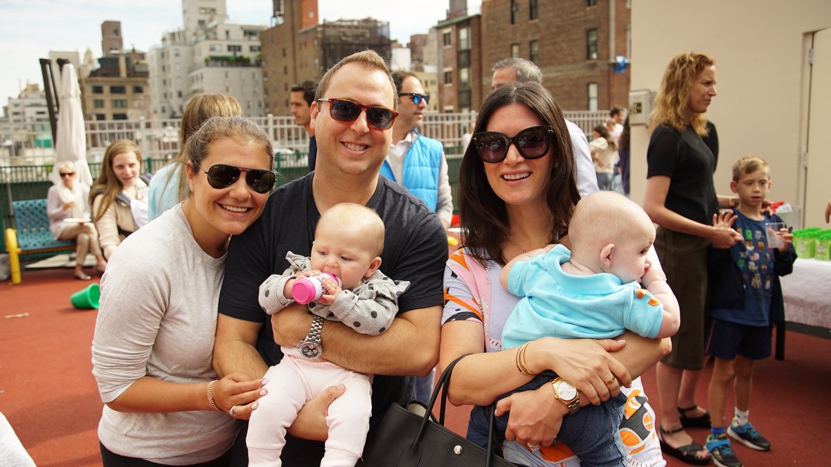 Feeling those Spring vibes? Get outside with Young Families Outdoor Music with <a href="/TkiyaMusic/">Tkiya Music</a> Thursdays at 11:00 AM in Central Park.

Each session includes music, movement, stories, puppets, and more! 

Sign up here: tkiya.org/ues/