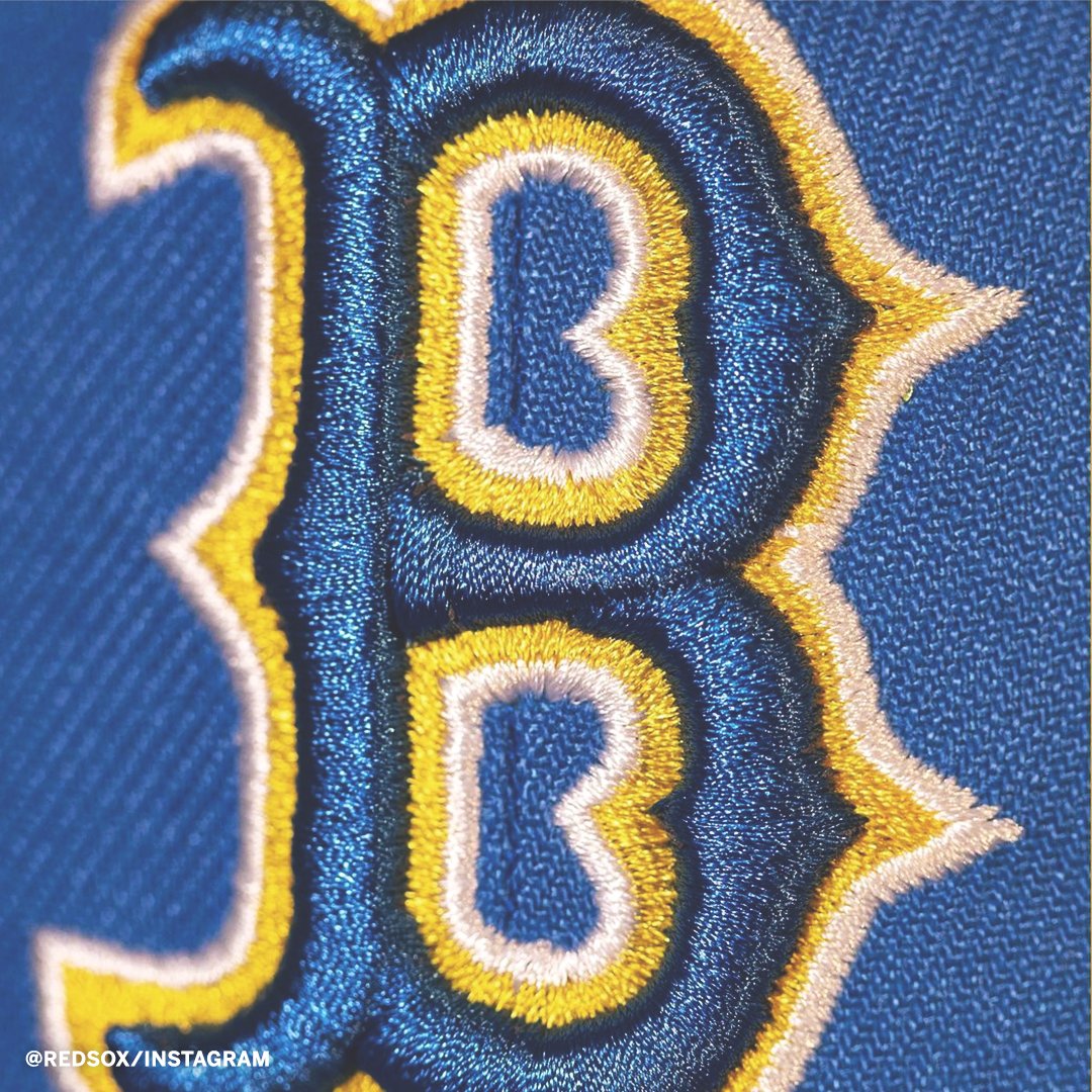 ESPN on X: The @RedSox unveiled their new Nike City Connect alternate  uniform. Inspired by the Patriots' Day holiday and the Boston Marathon, the  jerseys feature a marathon bib patch with 617