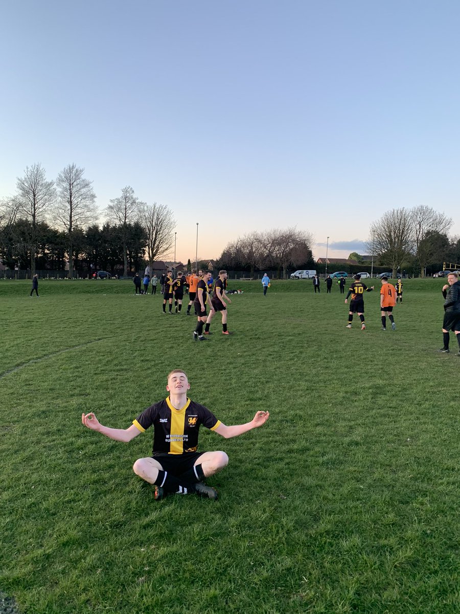 DINOSAUR FC 1 - 3 TWITTER FC