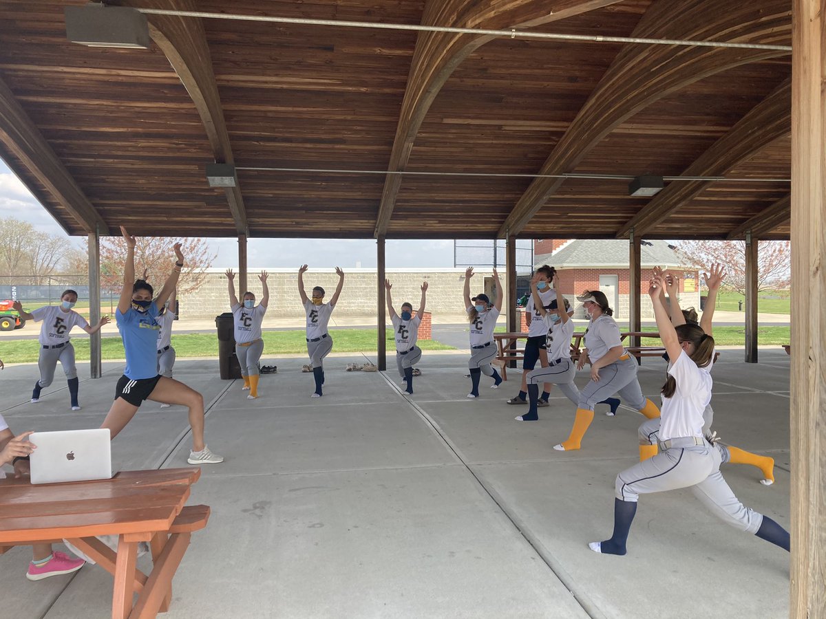 FCGrizSoftball's tweet photo. #FCD3Week2021
#whyd3
#D3Week
#D3Identity https://t.co/DUInwiNA8A