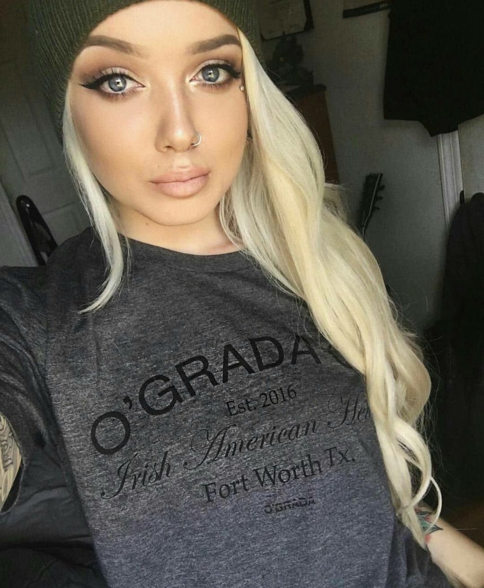 Jus'wanna say, this one likes to come across as lil miss innocent.......

But don't be fooled by those pretty blue eyes an' the fact she's the height of a flea! 

She'll put yer baws or tits oan a plate in a second! 

@AudaciousFlare