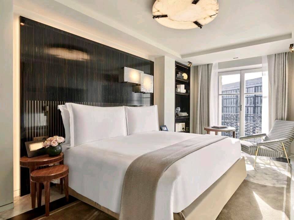 cppluxury's tweet photo. Hotel Lutetia debuts ‘La Suite Parisienne’ by French actress Isabelle Huppert

https://t.co/VaTwgQJoKM 

#HotelLutetia #HotelLutetiaParis #Paris #RiveGauche #leftbank #PalaceHotel #luxury #luxuryhotel #LaSuiteParisienne #SuiteLife #IsabelleHupert #TheSETCollection @LutetiaHotel https://t.co/WPWDcflJ2G
