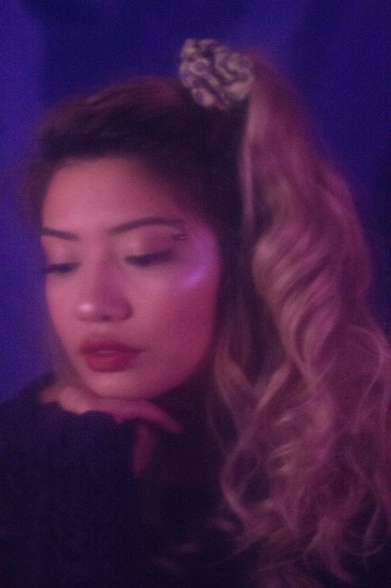 divinelygemini's tweet photo. hi! my name is kiana. i’m a filipina healer, tarot reader, &amp; astrologer. i’m also a grad student &amp; educator with backgrounds in social sci, counseling, &amp; public service. i practice natal readings, oracle &amp; tarot, with specialty in synastry &amp; relationships. link in bio to book! https://t.co/BSUgtC5MNj