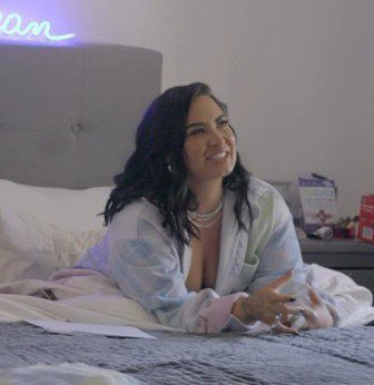 demiaintsorry tweet picture